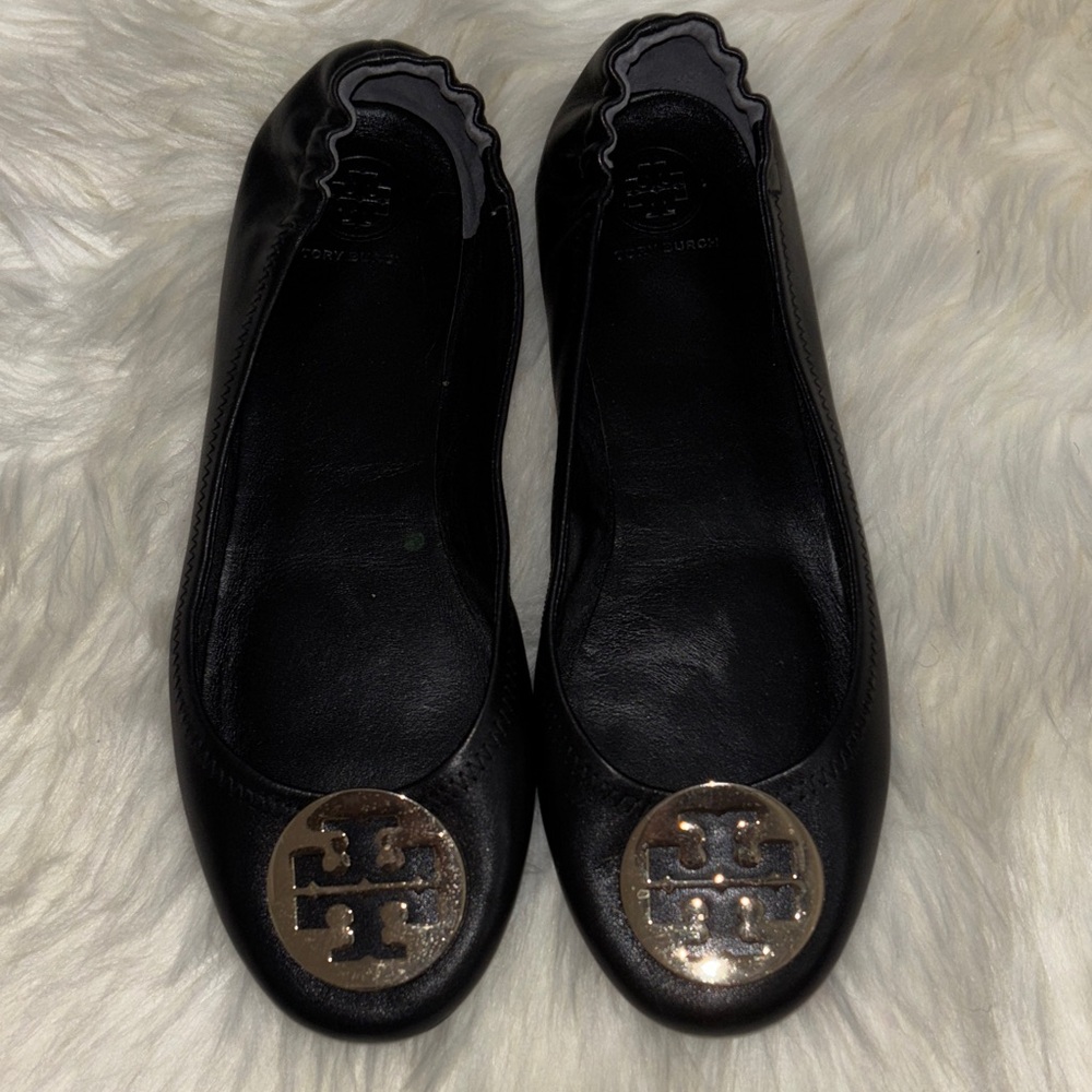 Tory Burch Black Leather Logo Disc Ballet Flats - Picture 7 of 9